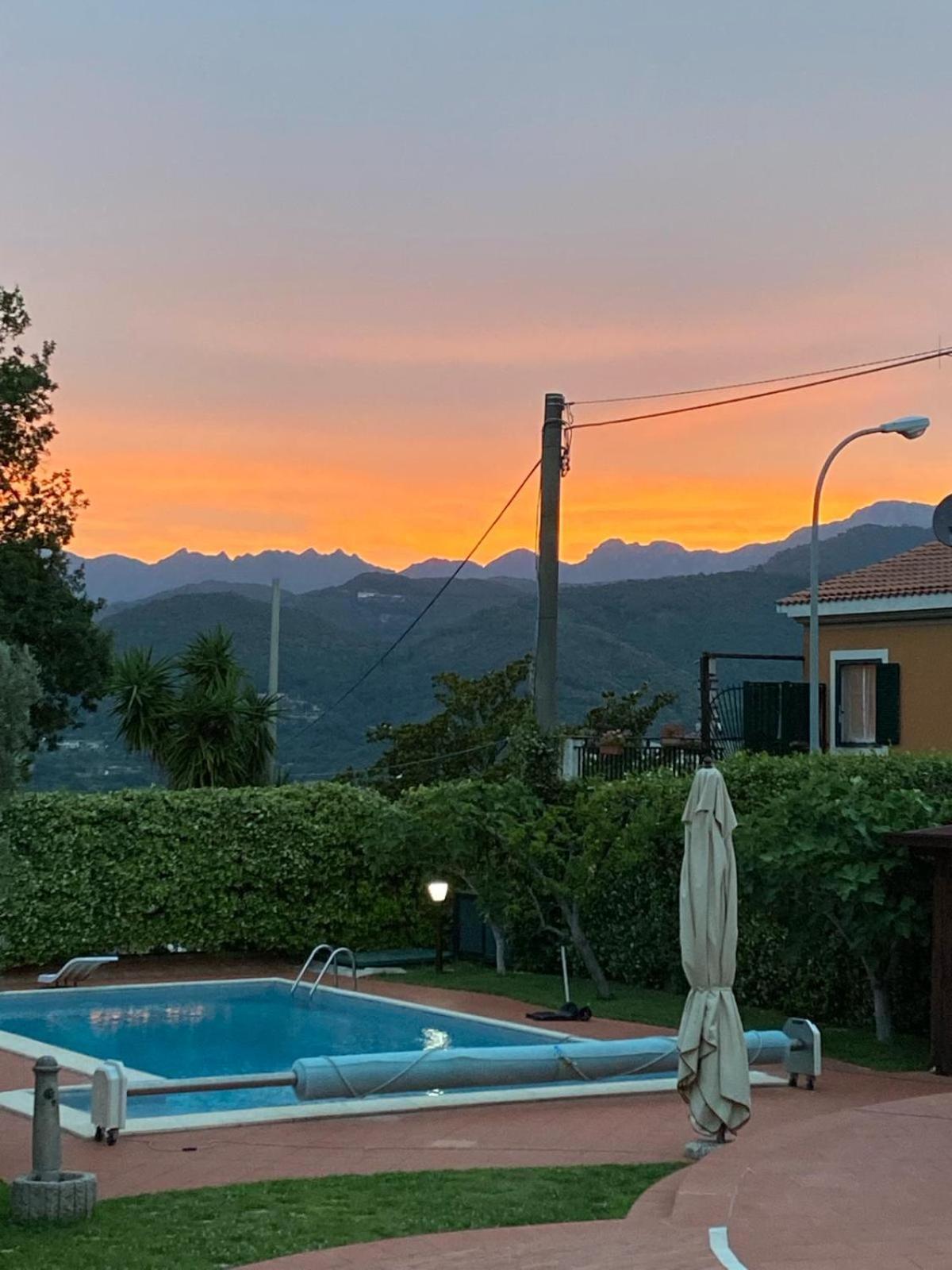 B&B La Rosa Салерно Екстериор снимка